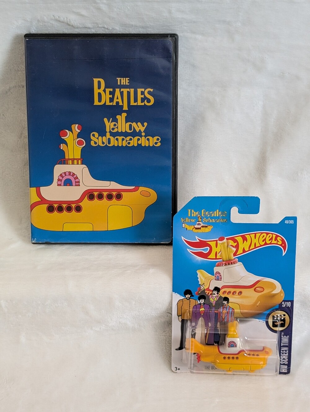 The Beatles Yellow Submarine Bundle - 2017 Hot Wheels & DVD Movie Set